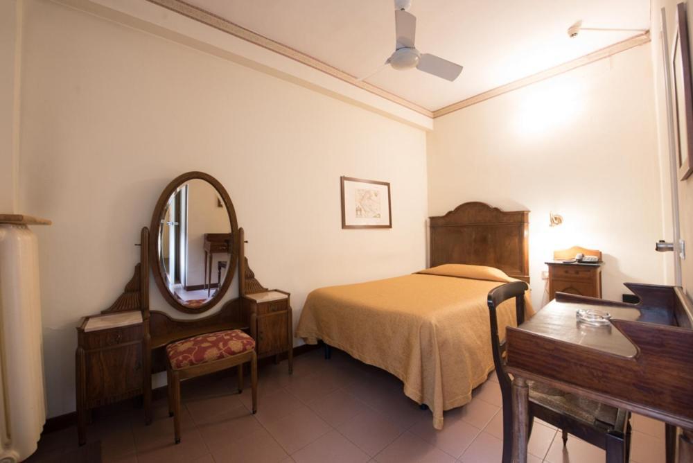 Hotel Due Mori Vicenza Eksteriør billede